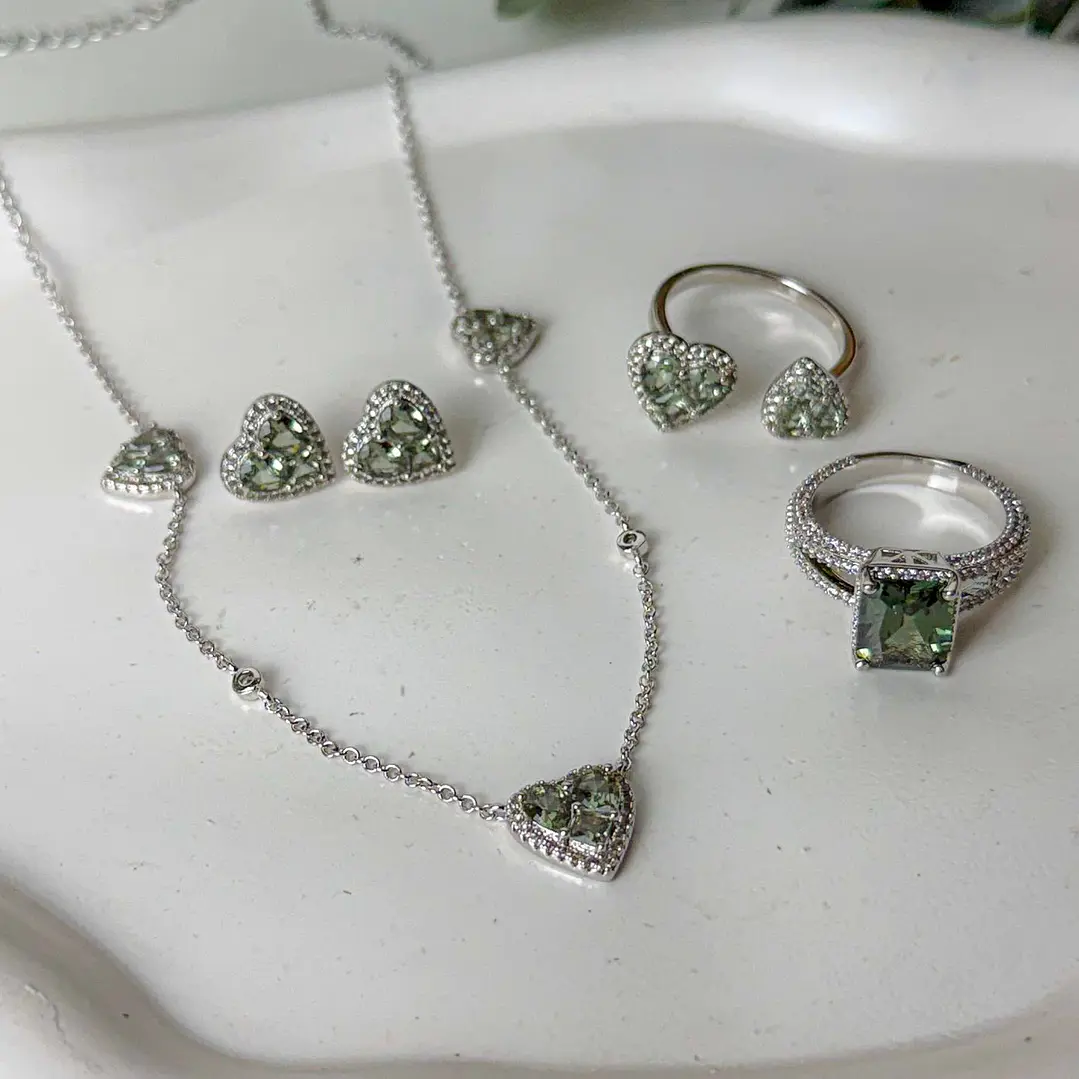 CHOKER TRES CORAÇÕES 1