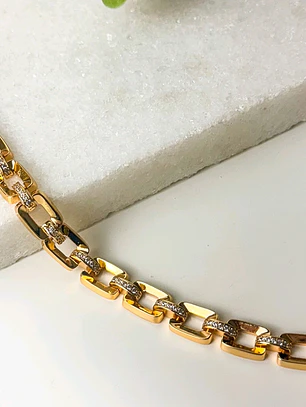 PULSEIRA ELOS QUADRADOS CRAVEJADOS