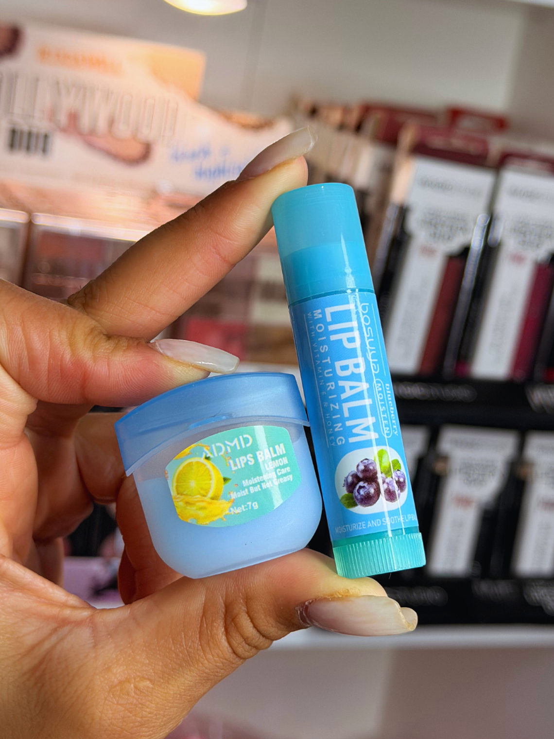 Duo BOMB LIPS Lip Balm + Mini Vaselina  2
