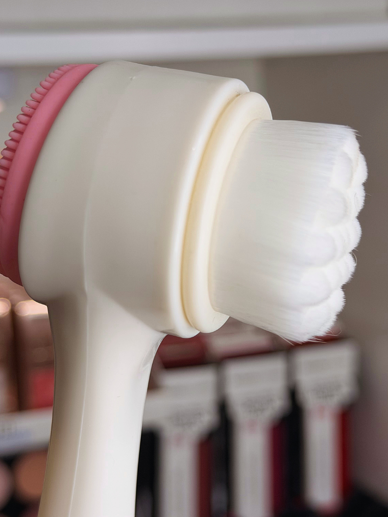 BOMB SKIN DUO (Escova de Limpeza facial + Toner Clareador) 4