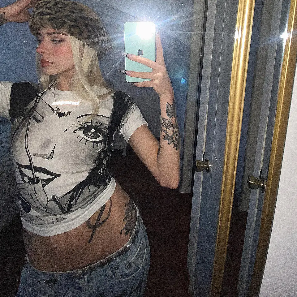 Baby tee NANA 2