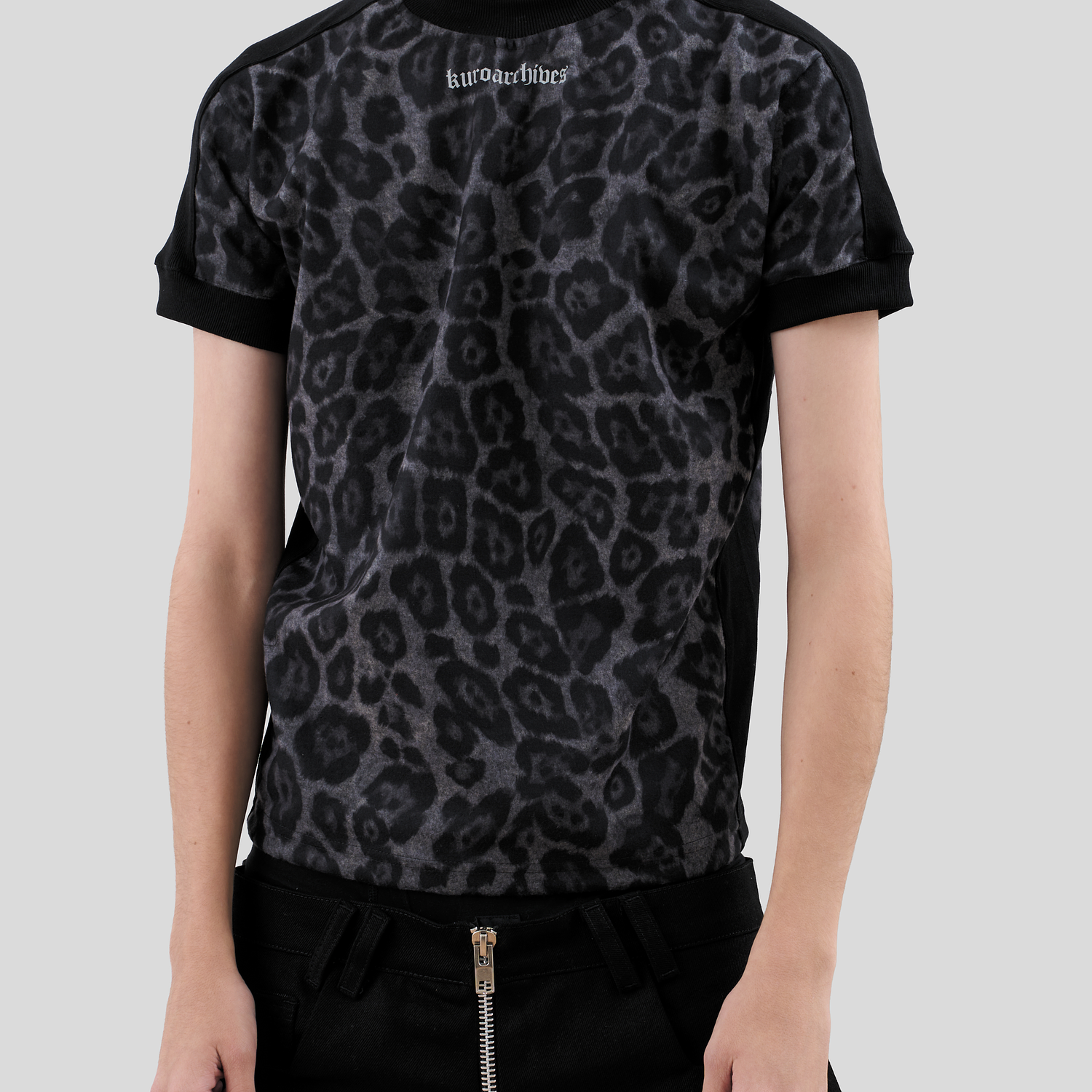 Slim fit leopard kuroarchives 2