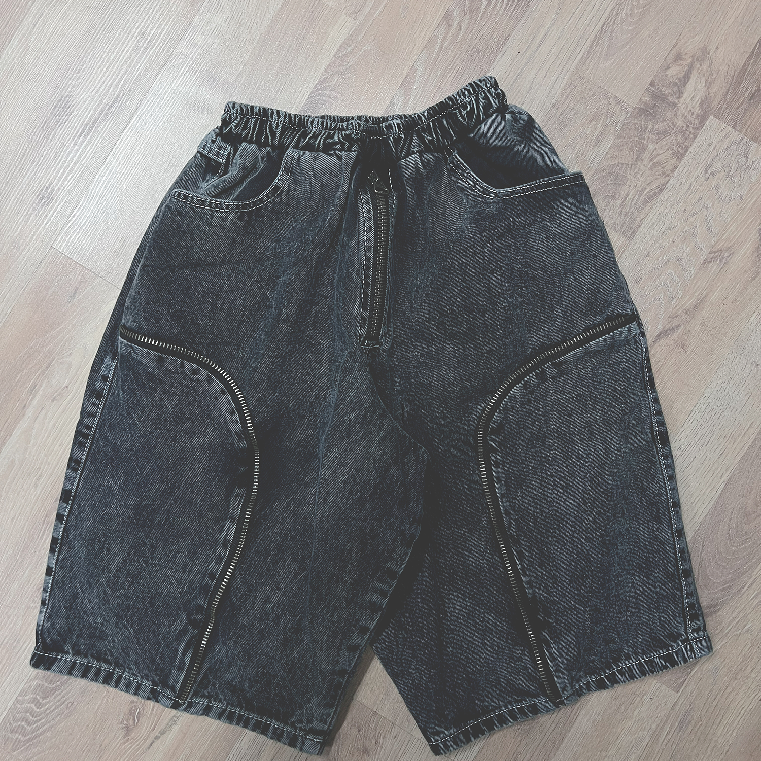 Multizipper jorts Acidwash 