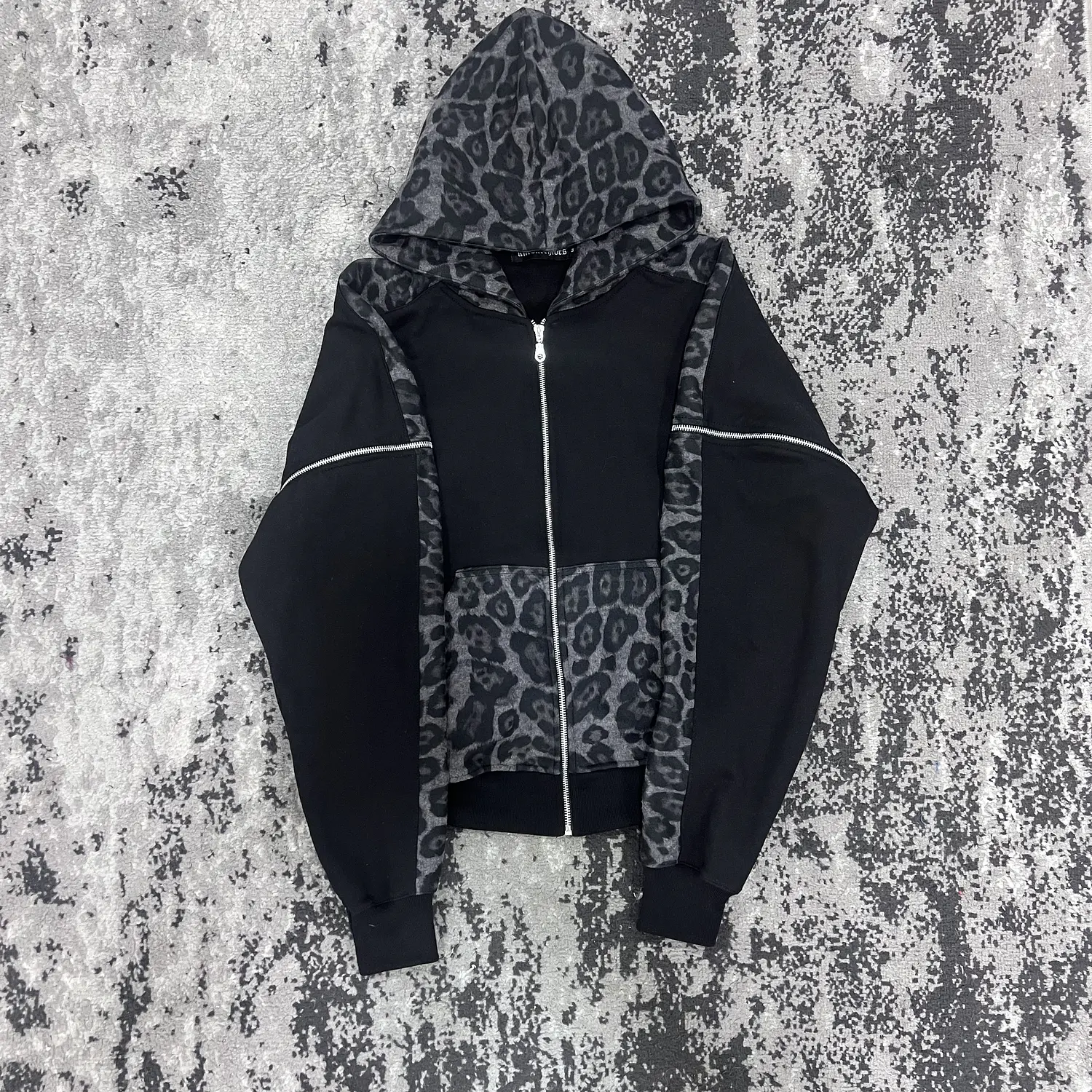 Multizipper leopard  1