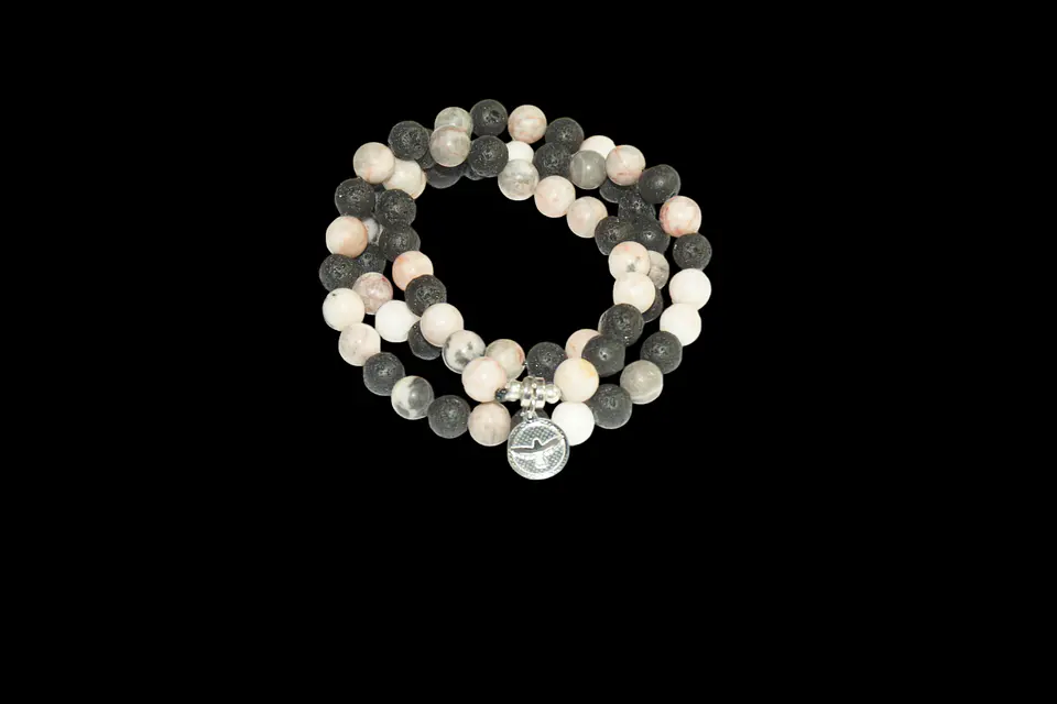 Pulsera piedra Volcánica y Jaspe Plum Blossom de 8mm 3