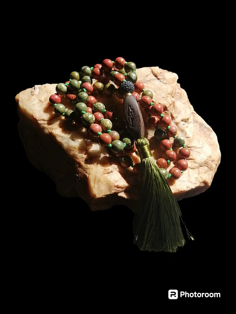 Collar de jaspe, Piedra del Sol y Unakita 8mm