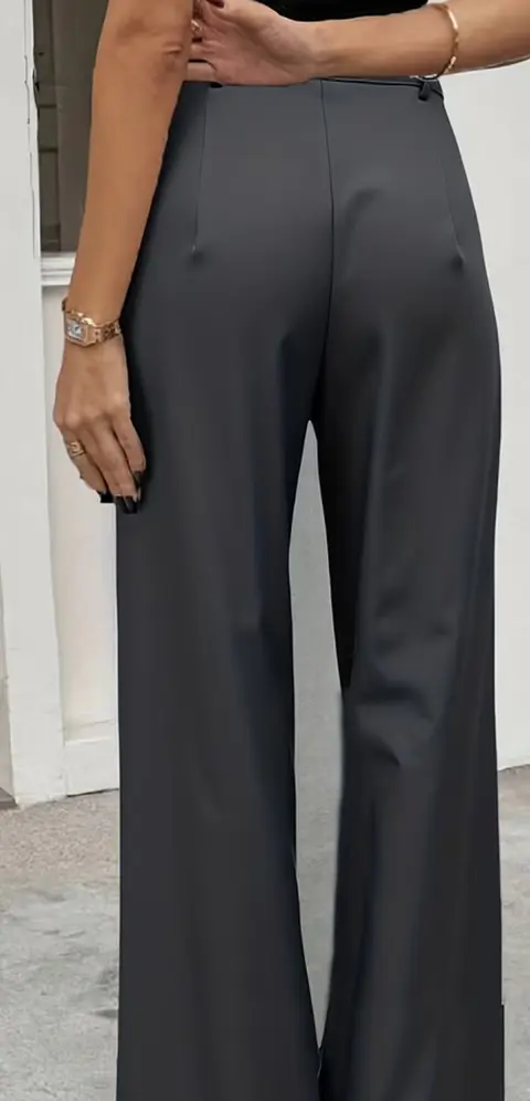 Pantalón verde talla L