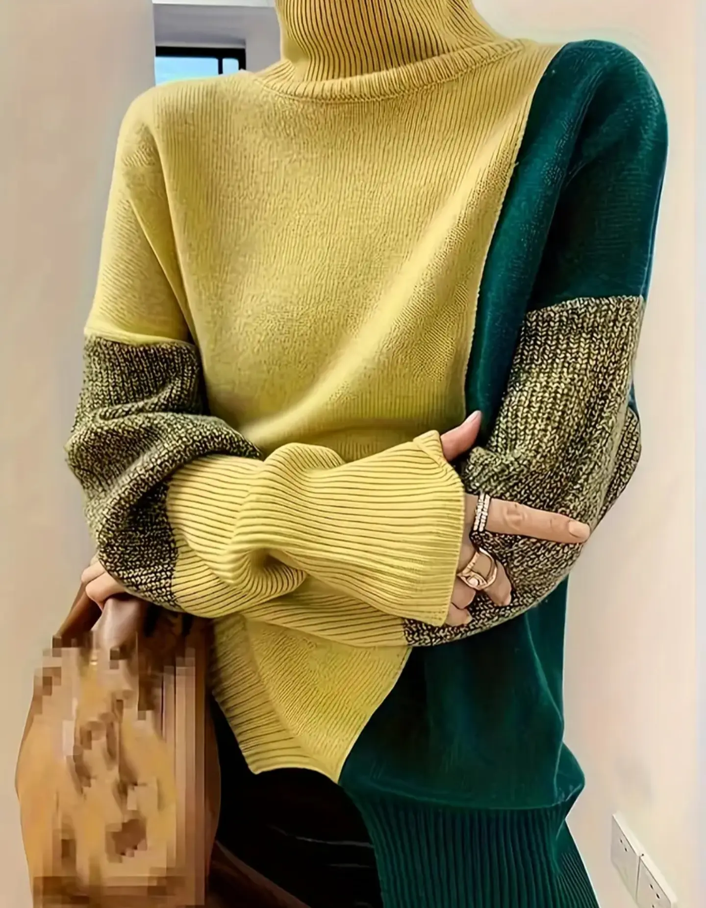 Sweter cuello alto asimétrico en tonos verdes talla M 6