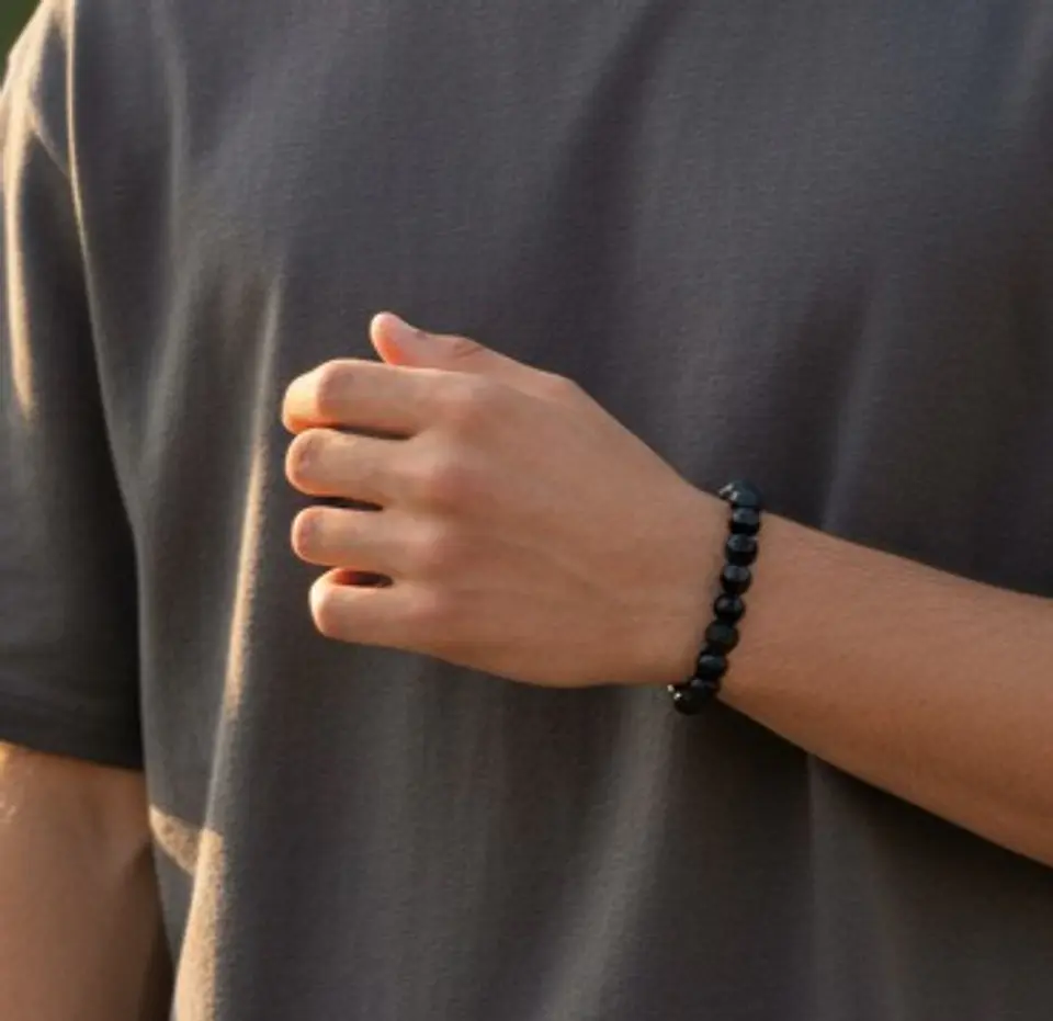 Pulsera Onix y Piedra Volcánica 8mm 3