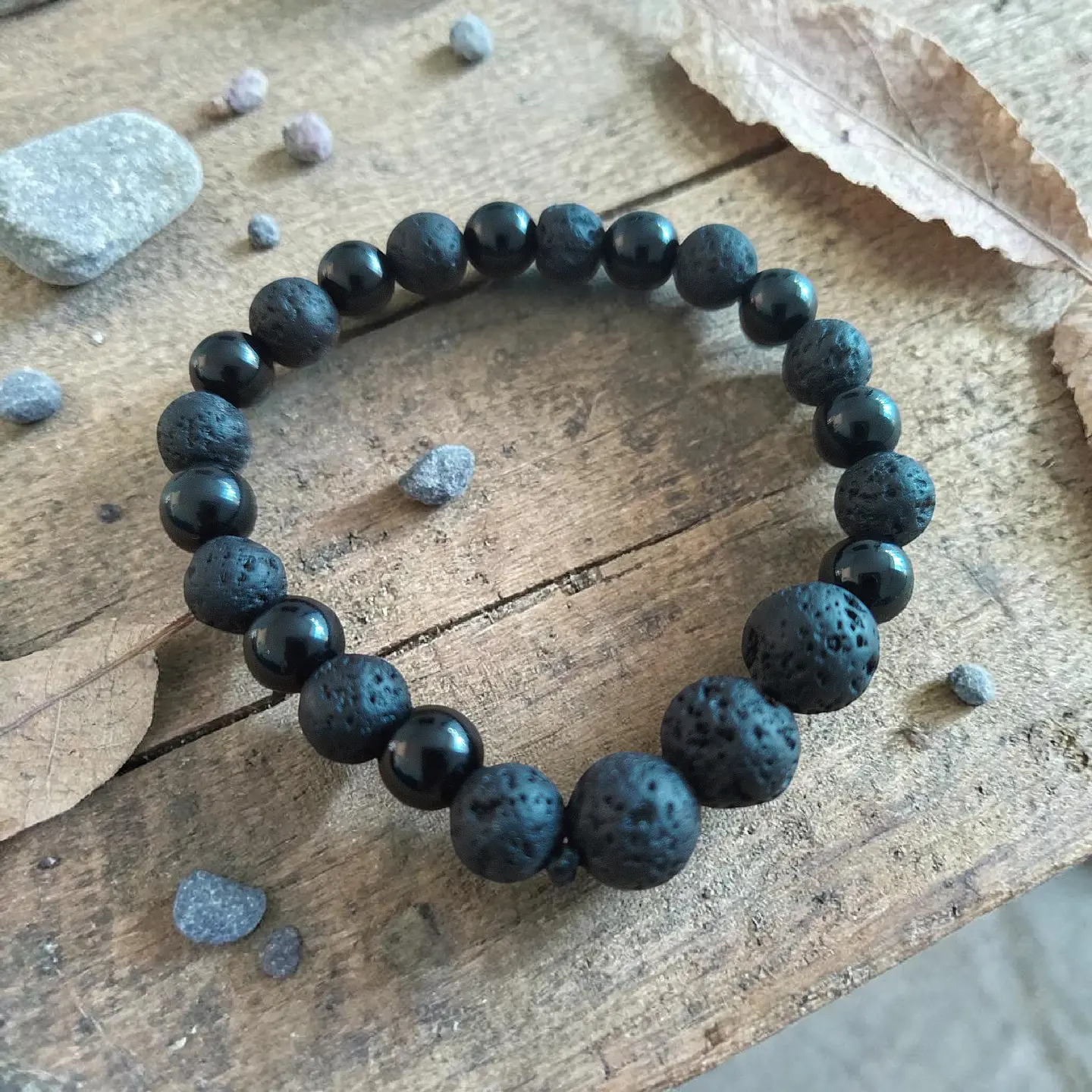 Pulsera Onix y Piedra Volcánica 8mm 5