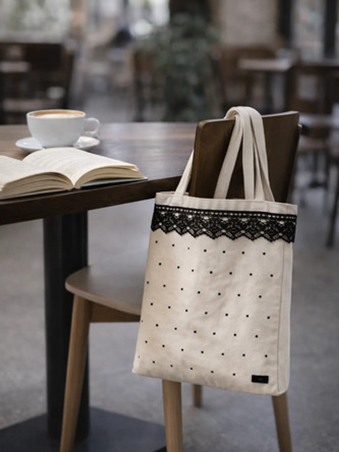 Cartera Tote Canvas Crudo Con Encaje Negro Mujer 3