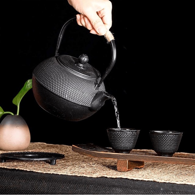 Tetera Hierro 800 ml