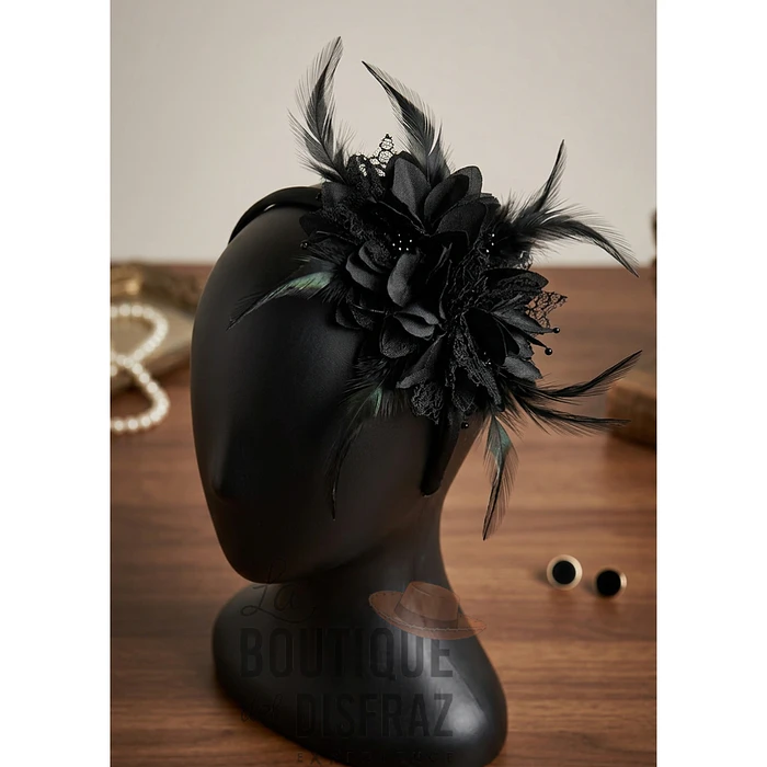 Tocado de Gala Floral con Plumas - Elegancia en Negro