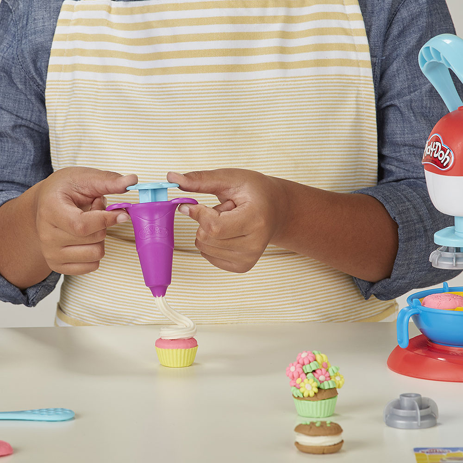 Play-Doh Kitchen Creations Batidora De Postres 16
