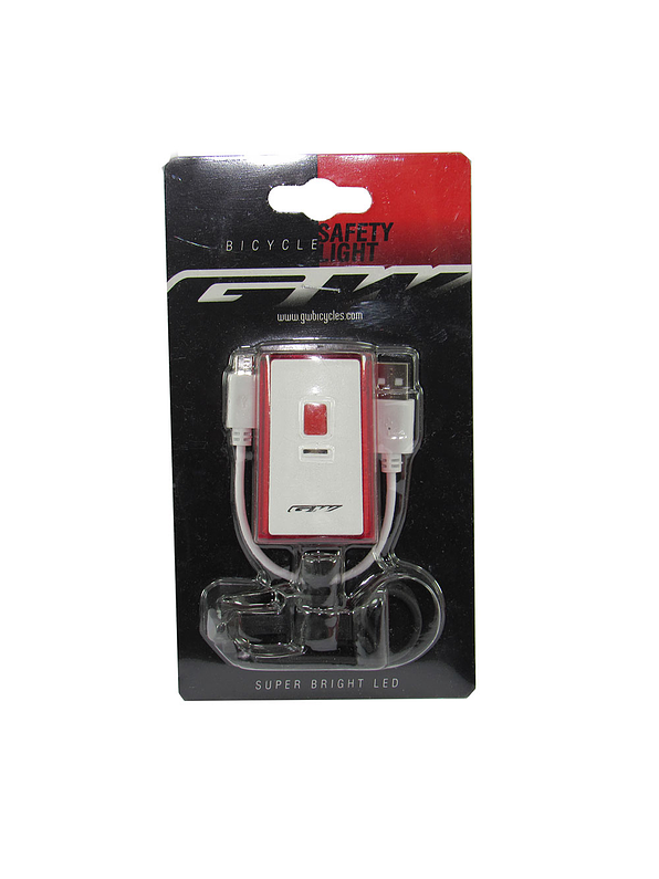 Luz Trasera XC - 142  Con  USB Logo Pmp  2