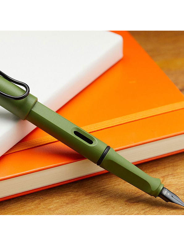 Estilógrafo Lamy Safari Menta Pastel 2