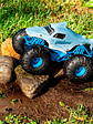 Monster Jam Megalodon Storm Radio Control - Miniatura 3