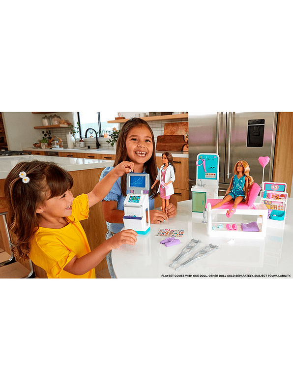 Barbie Clínica Medica  5