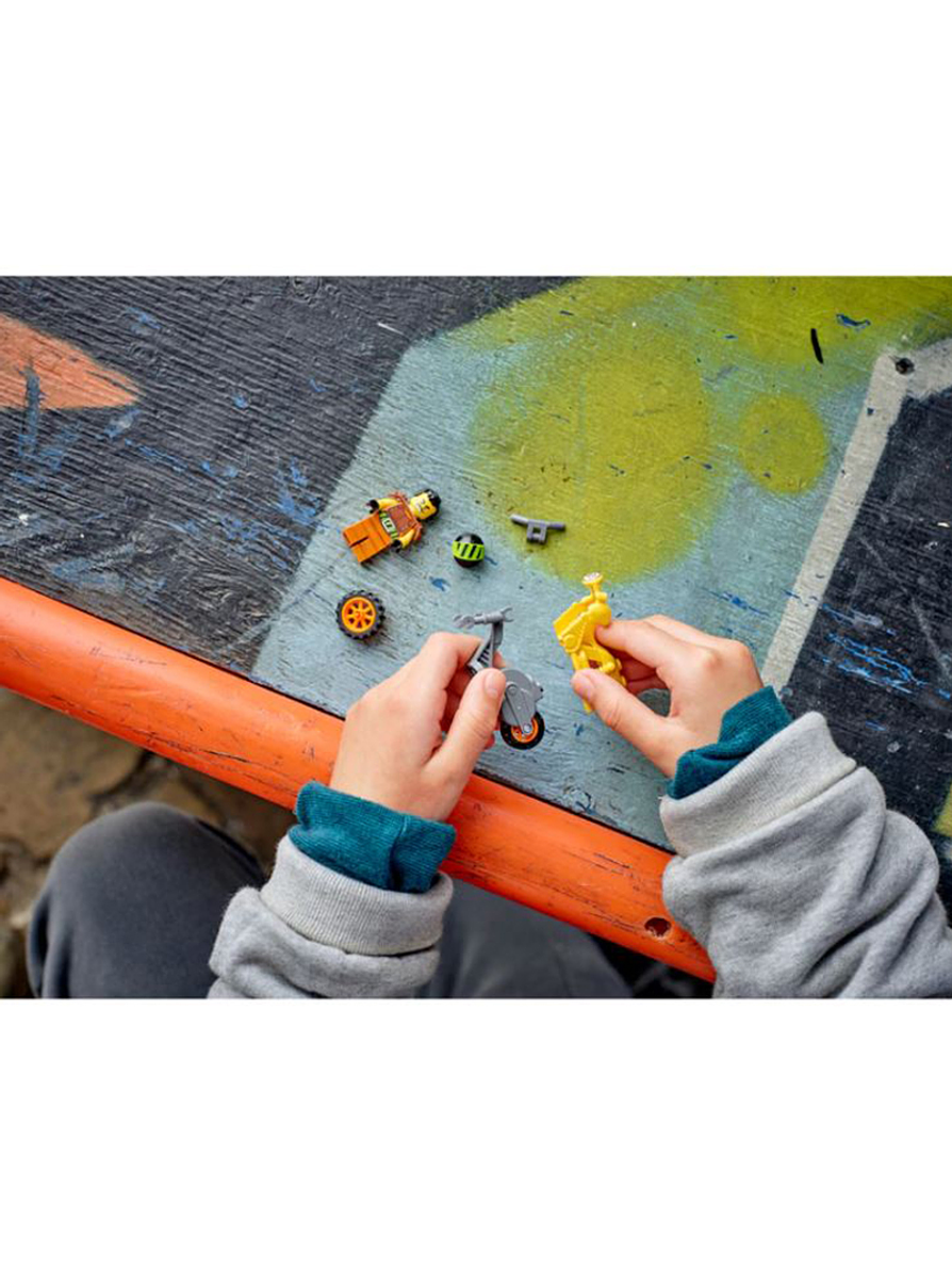 Lego Moto Acrobática Demolición  6