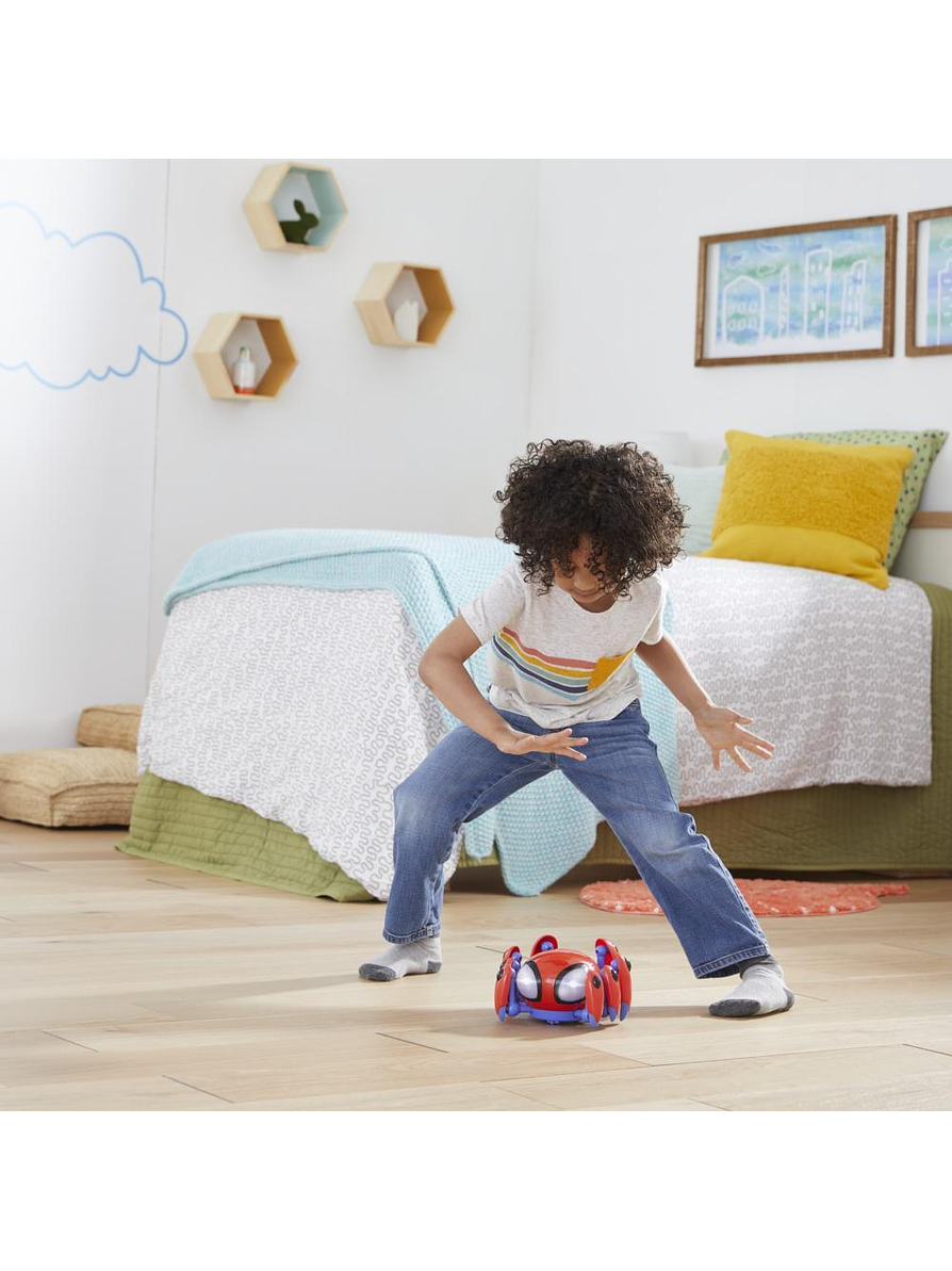 Spidey Amazing Friends Trace-E Bot Robot Araña  7