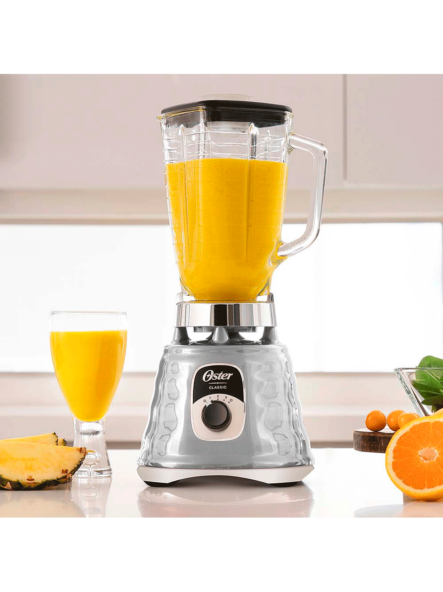 Licuadora Oster Clásica Cromada 3