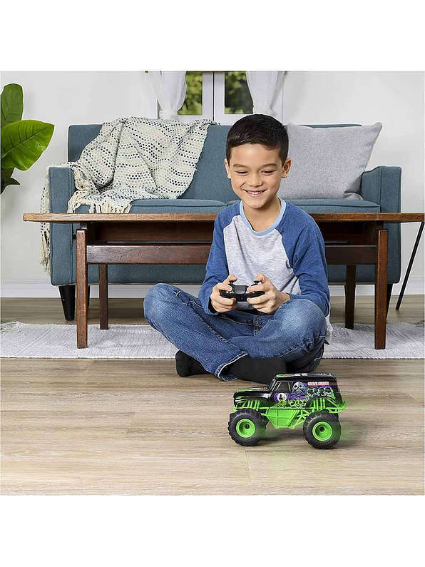 Monster Jam RC 1:24 Grave Digger  6