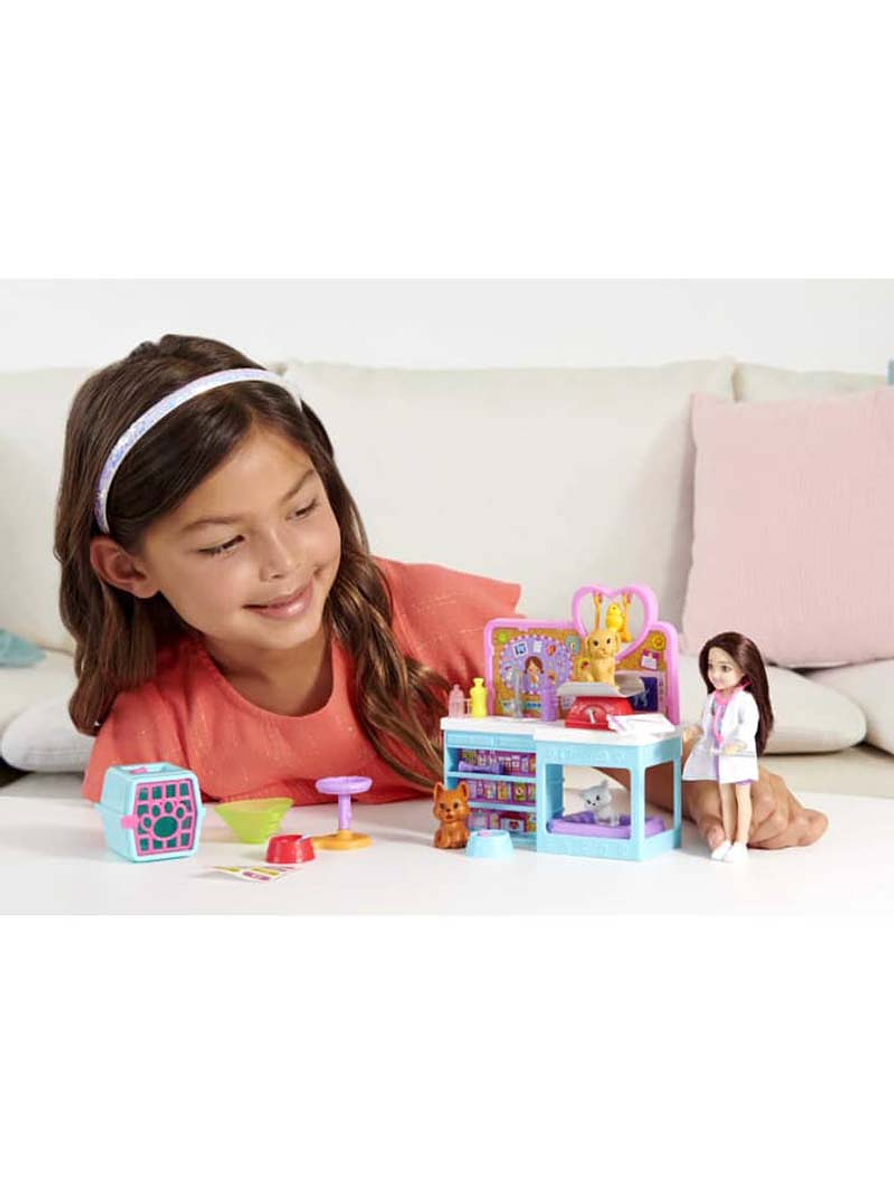 Barbie Muñeca Chelsea Veterinaria  3