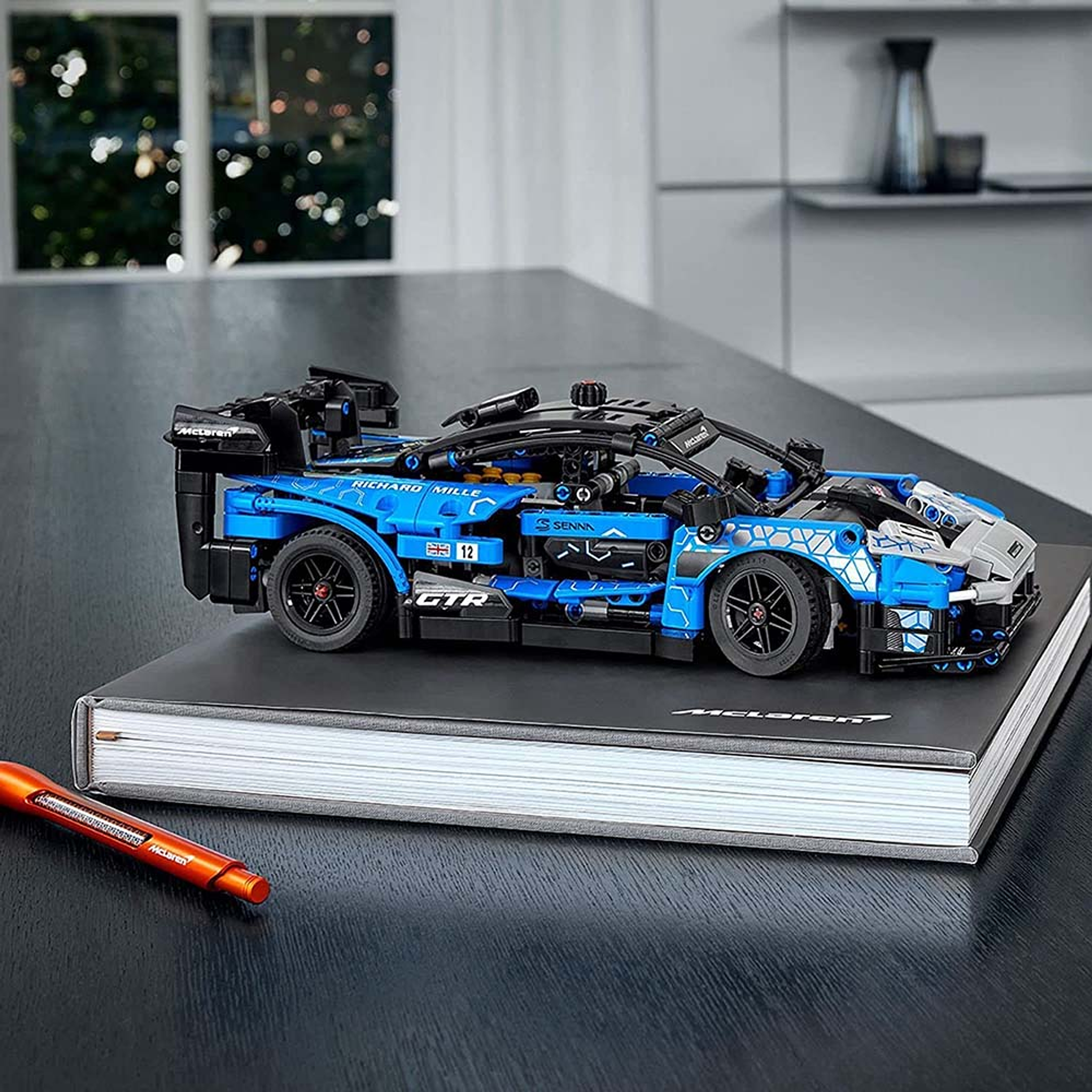 Lego Technic Mclaren Senna GTR  7