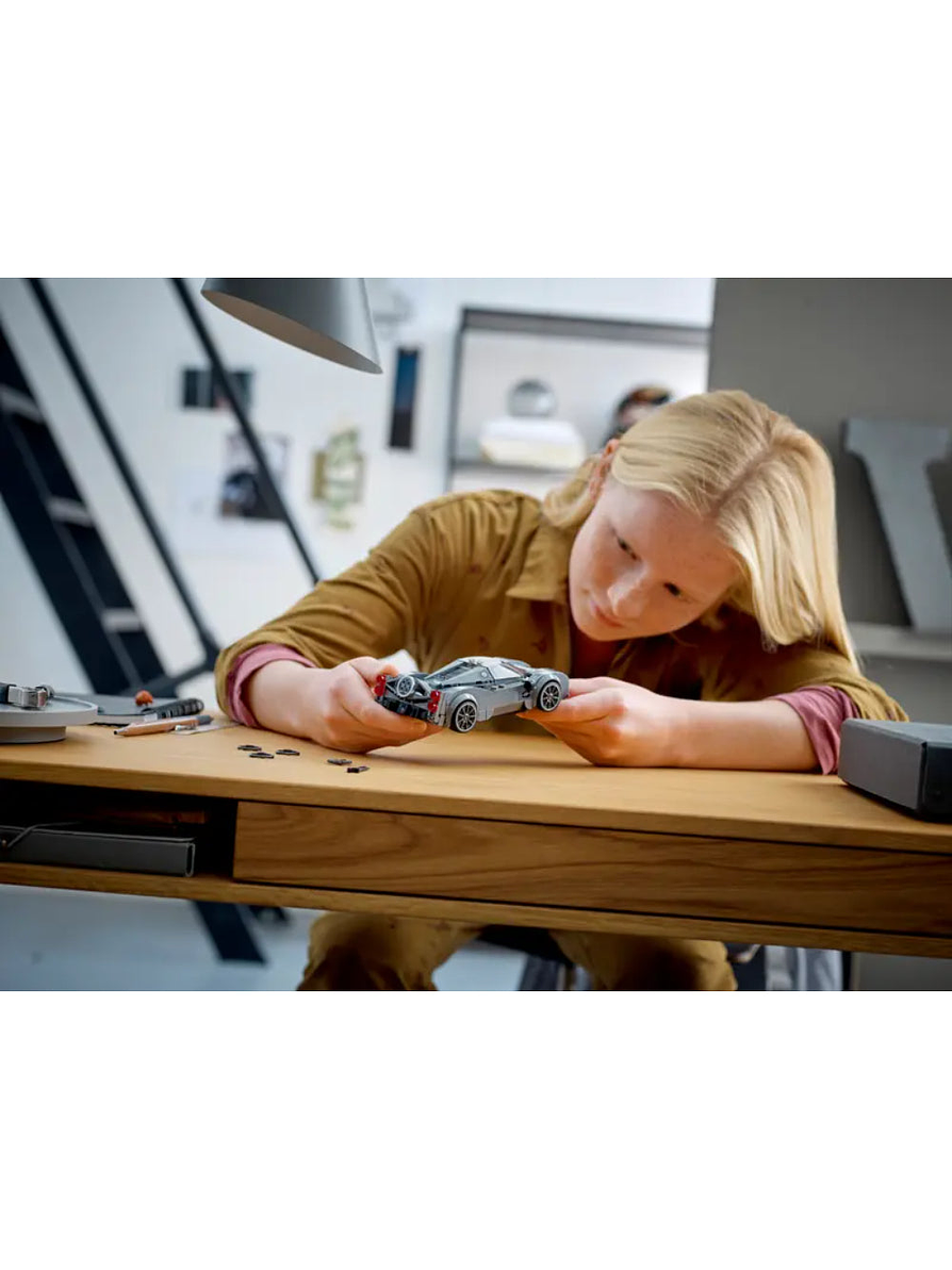 Lego Speed Champions Pagani Utopia  5