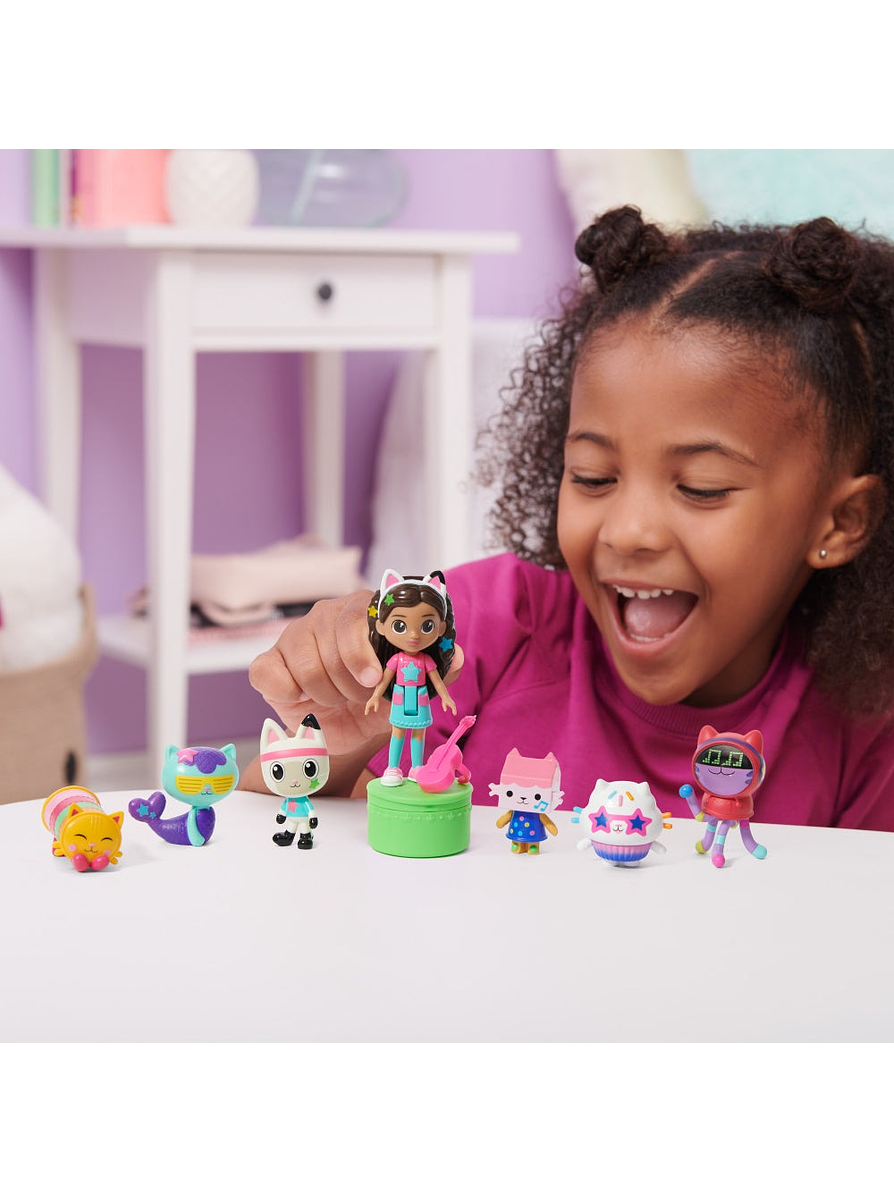Gabby's DollHouse Set Figuras De Lujo Ed. Fiesta  3