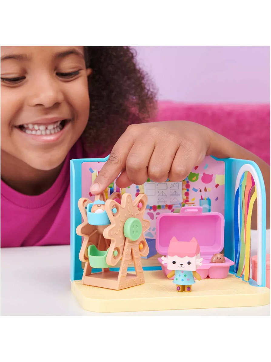 Gabby's DollHouse Set Cuarto De Juego   11