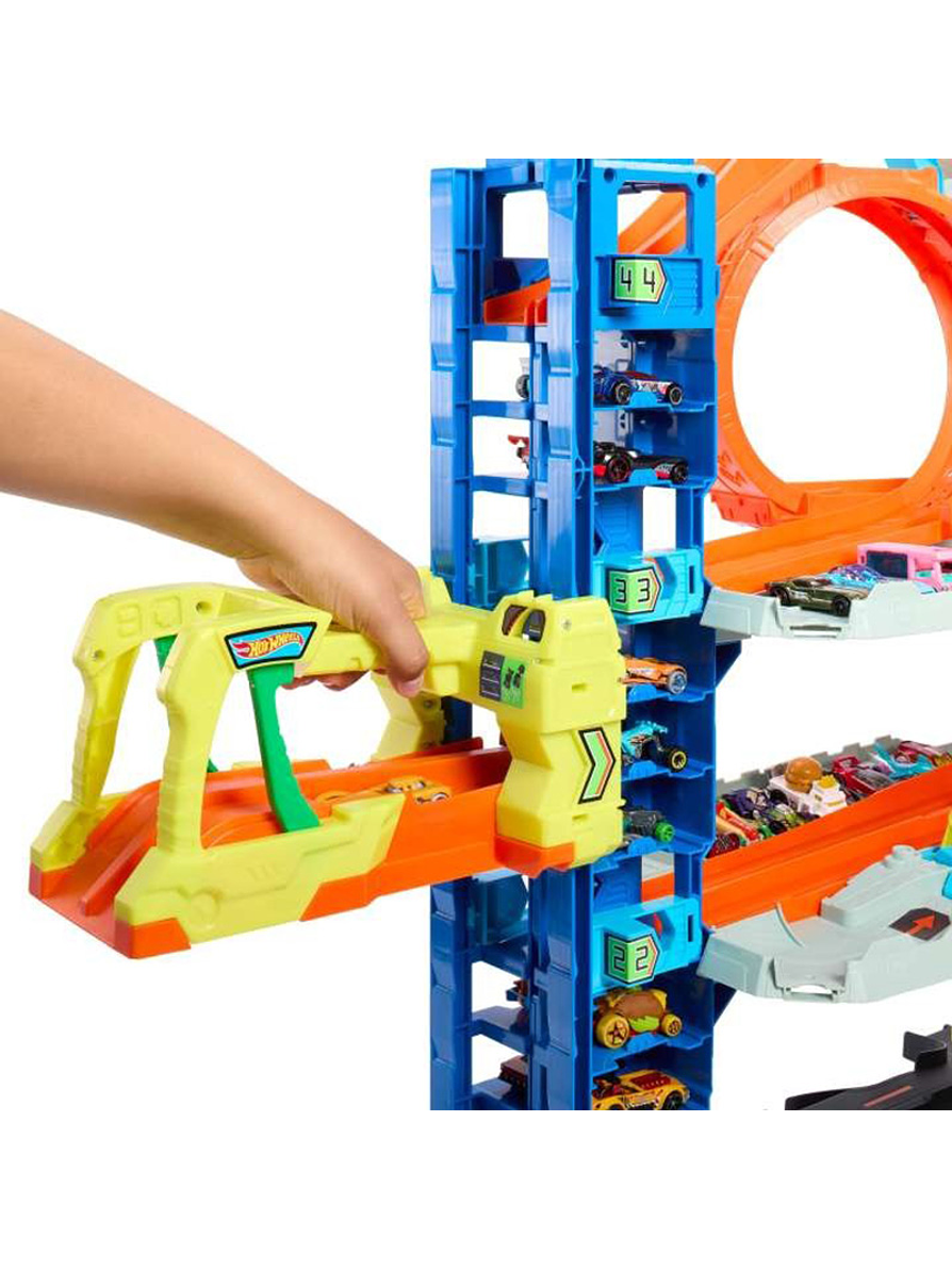 Hot Wheels City Ultimate Garage 4