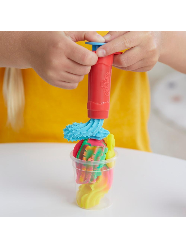 Play-Doh Licuadora De Batidos Coloridos  3