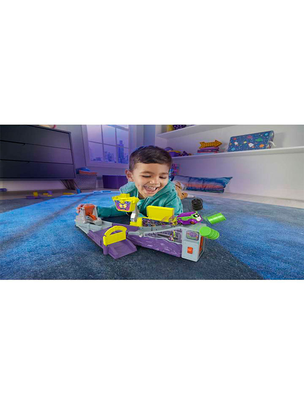 Fisher-Price Batwheels Set de Juego Pista Legion Of Zoom 6