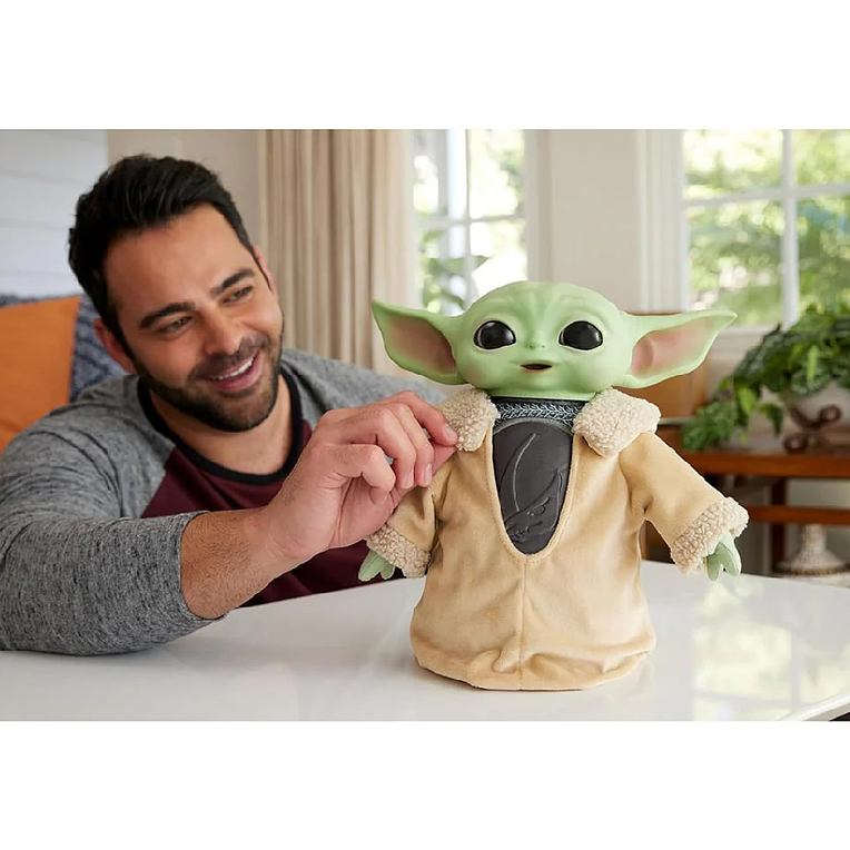 Star Wars The Mandalorian Baby Yoda con Armadura 4