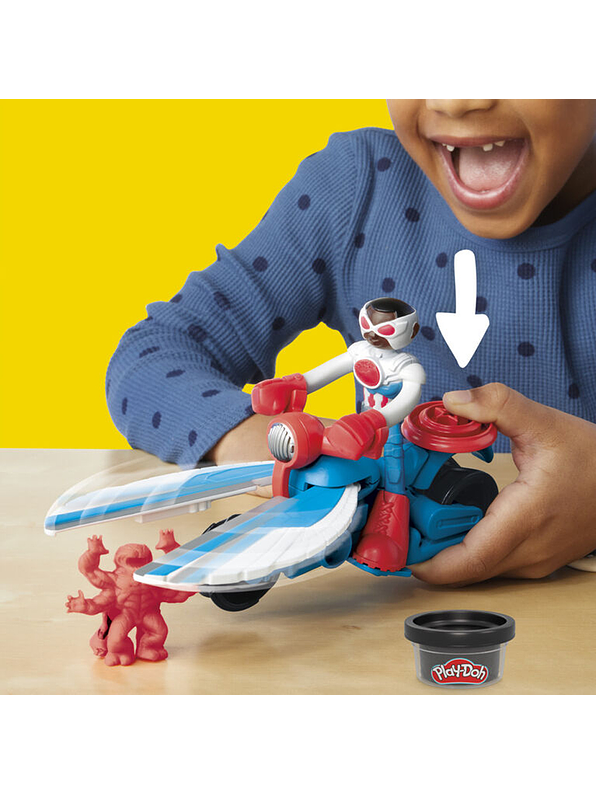 Play Doh Marvel Capitán América moto cortadora Hasbro 3
