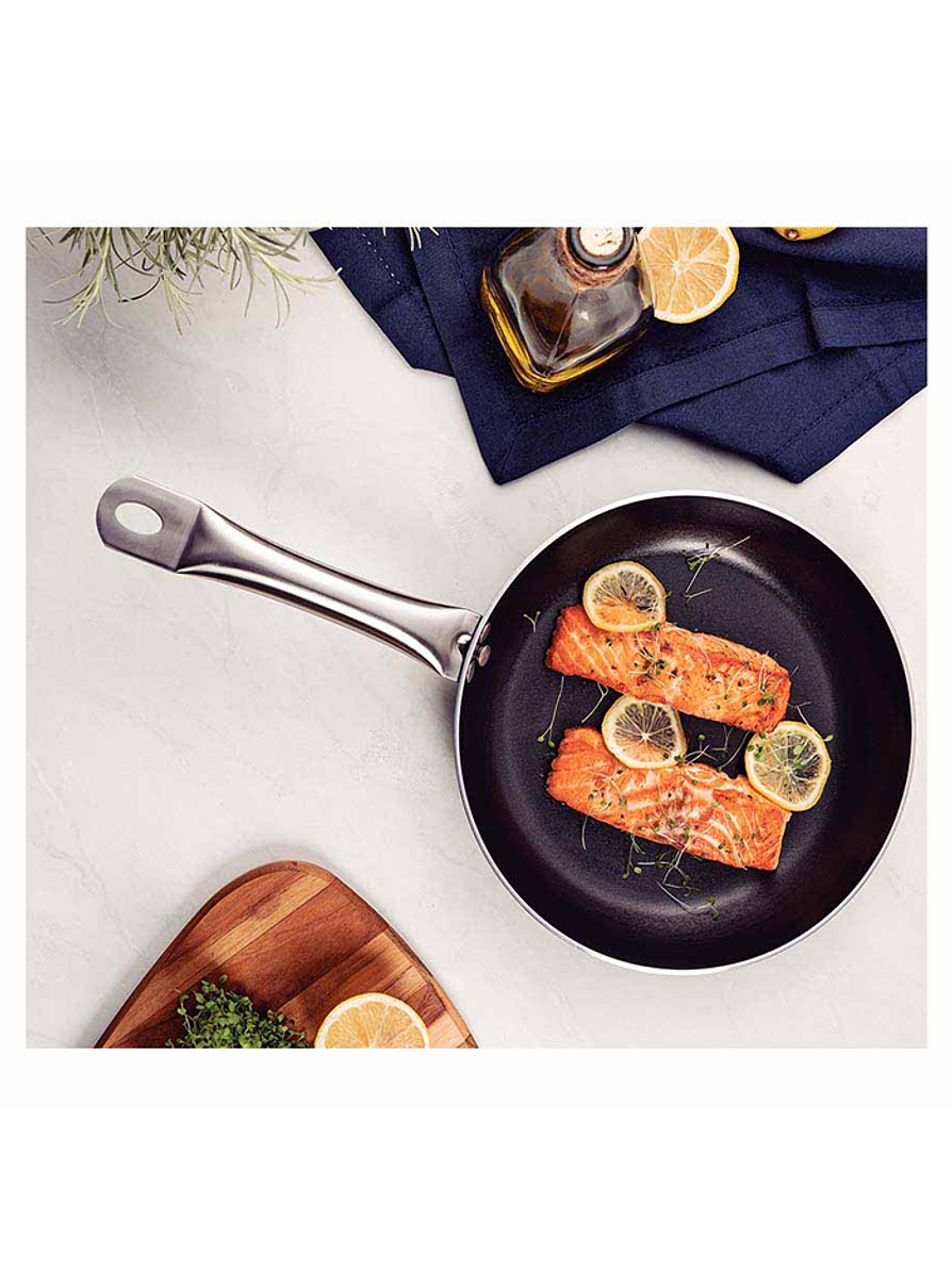 Sartén Piamonte Negro Antiadherente Tramontina 30 cm 3