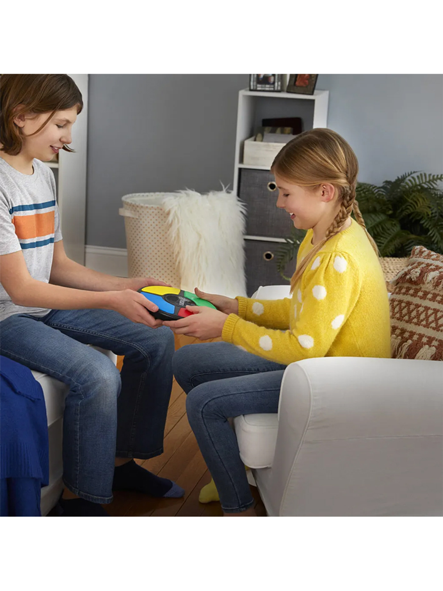 Simón Clásico Hasbro Gaming 4