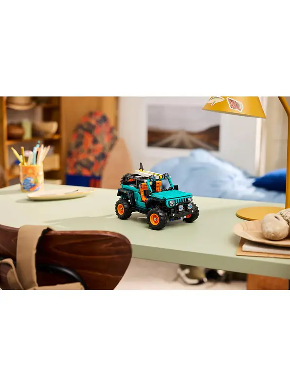 Lego Technic Jeep Wrangler Rubicon 9