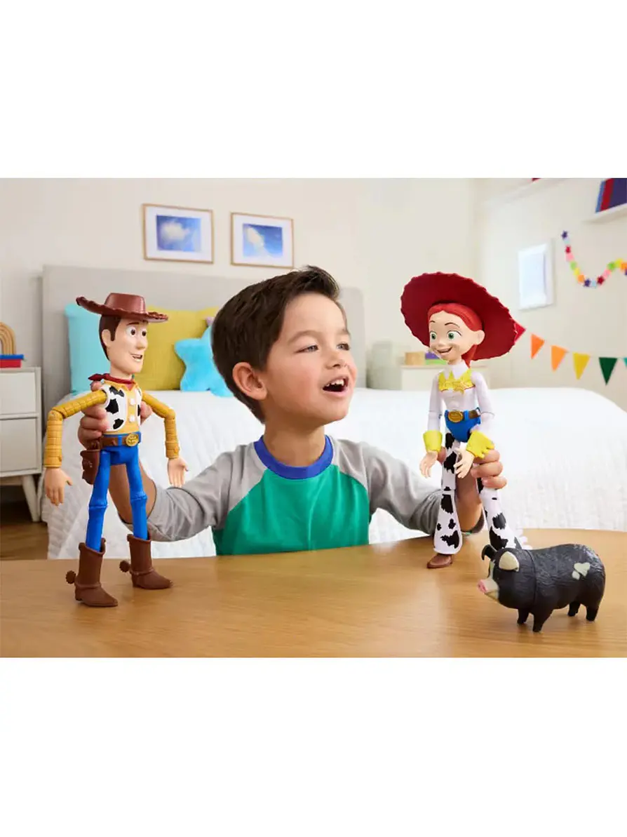 Toy Story 5 Jessie Conversa Con Su Amiguito  4