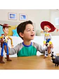 Toy Story 5 Jessie Conversa Con Su Amiguito  - Miniatura 4
