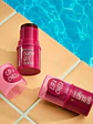 Iluminador Brillante Baby Got Blush Em Stick Essence - Miniatura 4