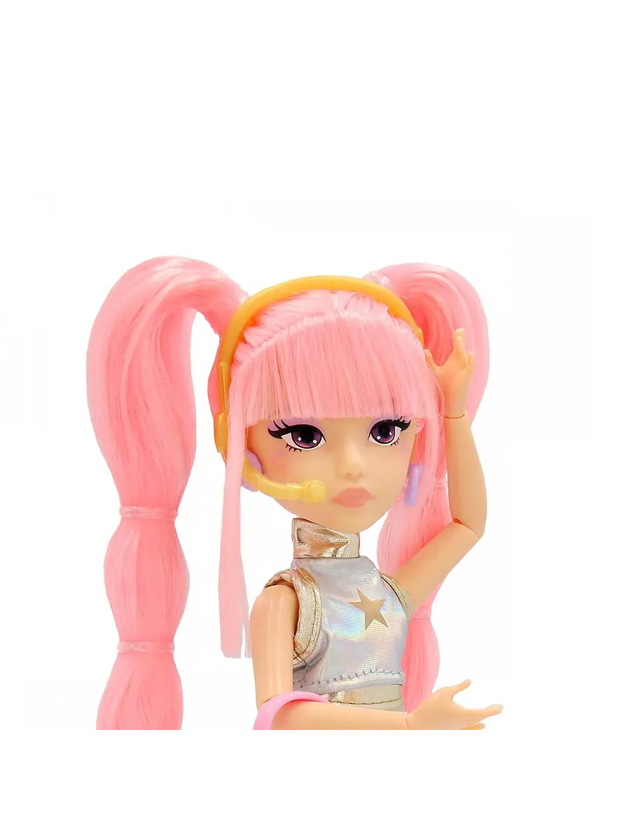K-POP Idol Yuni Fashion 3