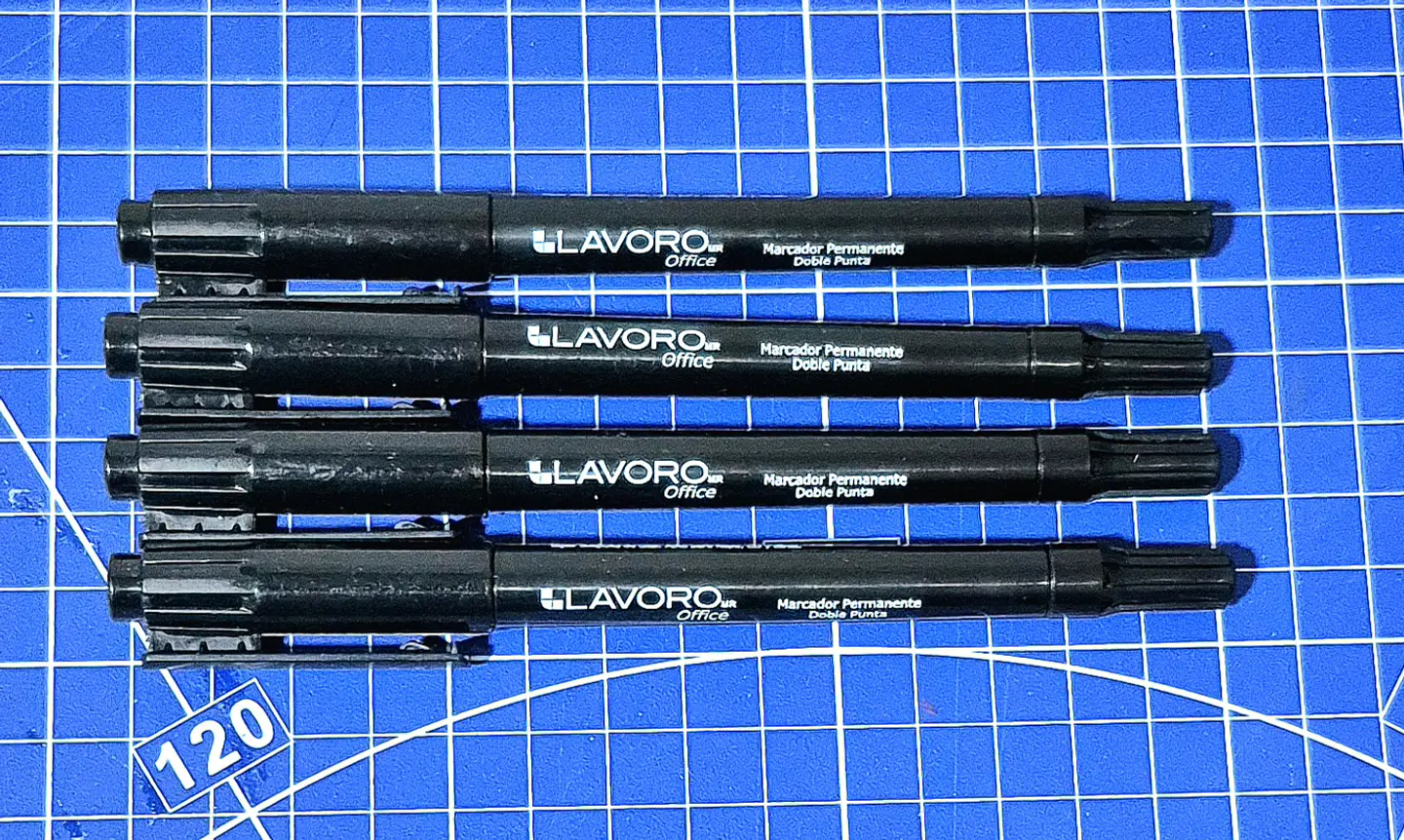 Plumon Permanente Negro 1