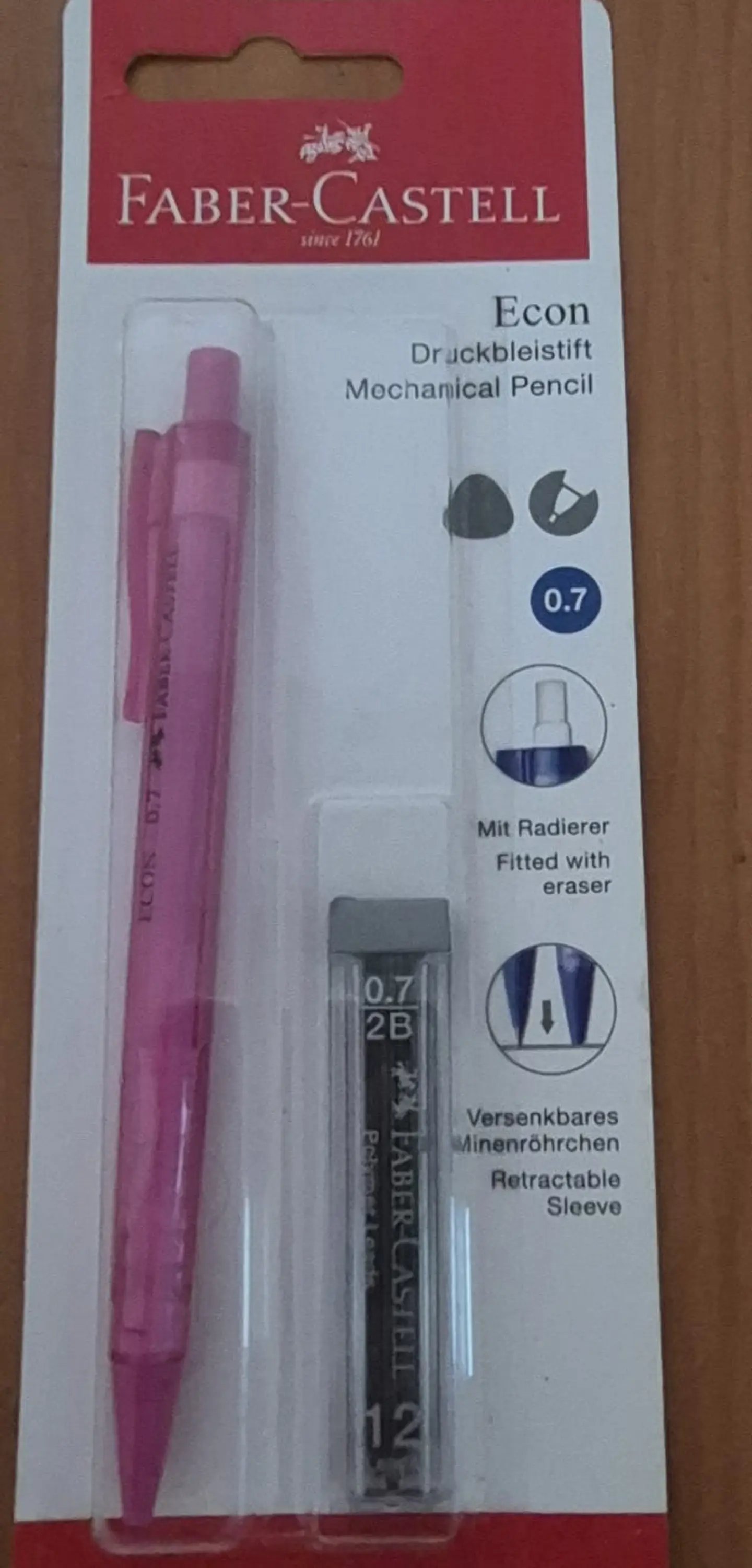 Portaminas Faber Castell Rosado 0,7, con Minas 1