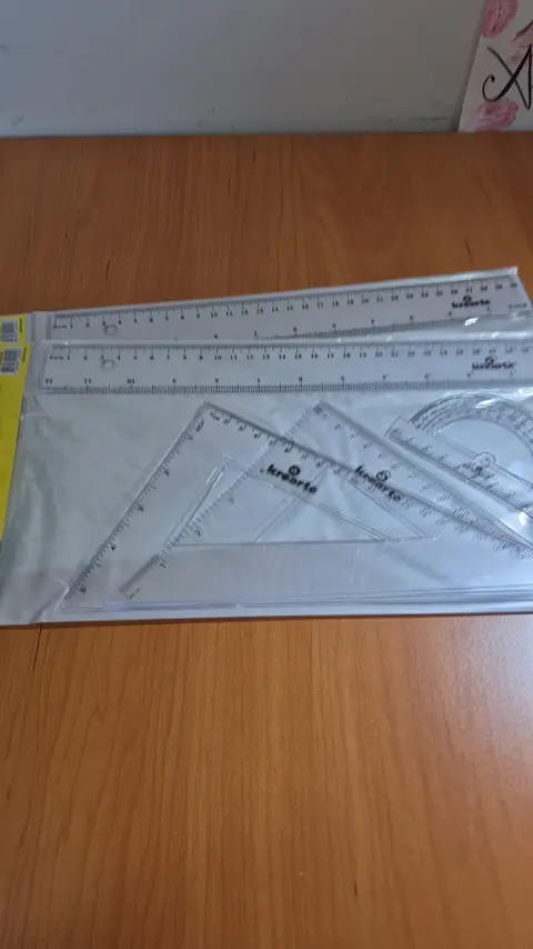 Escuadra 45º con Transportador 20cm