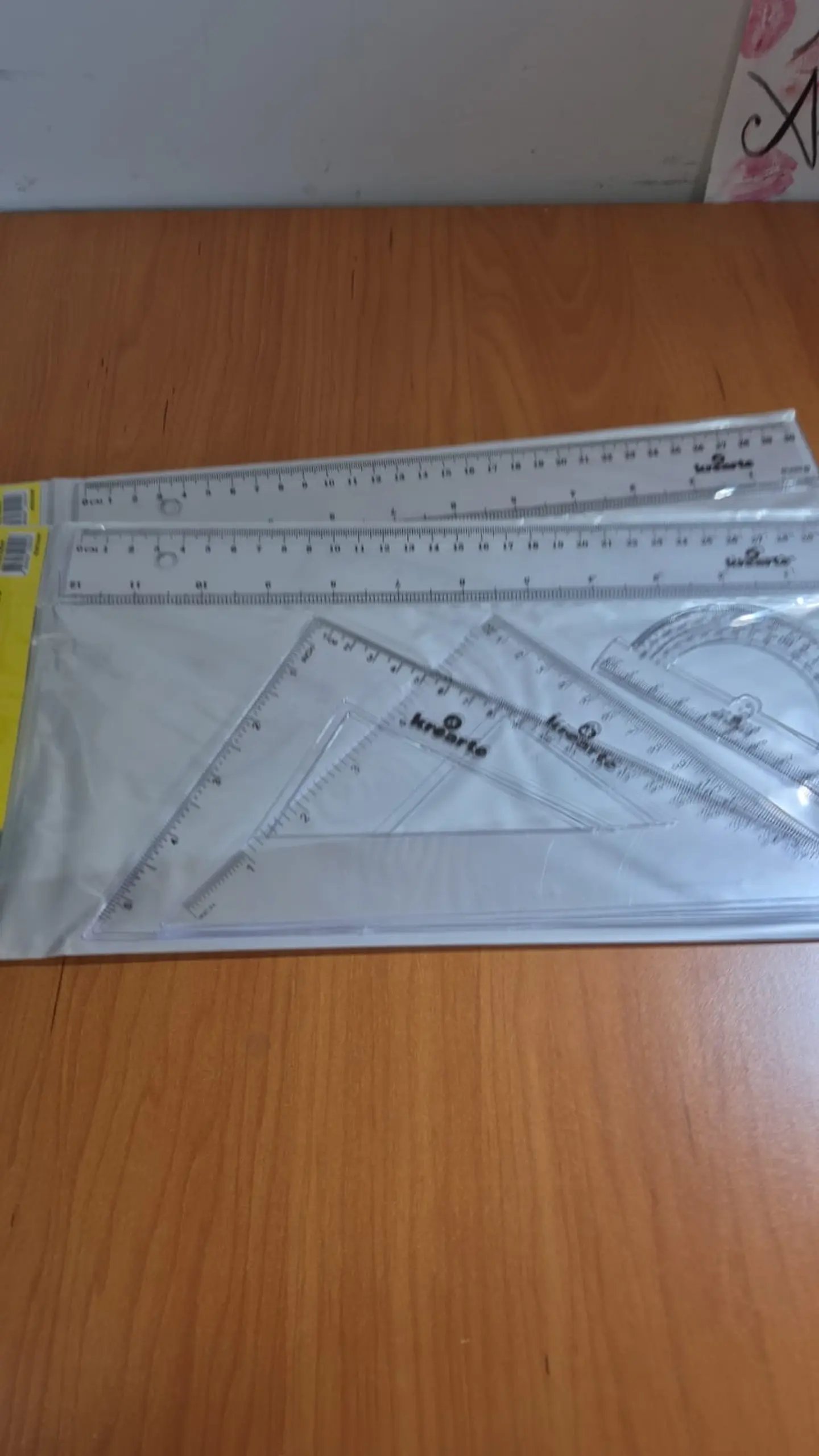 Escuadra 45º con Transportador 20cm 1