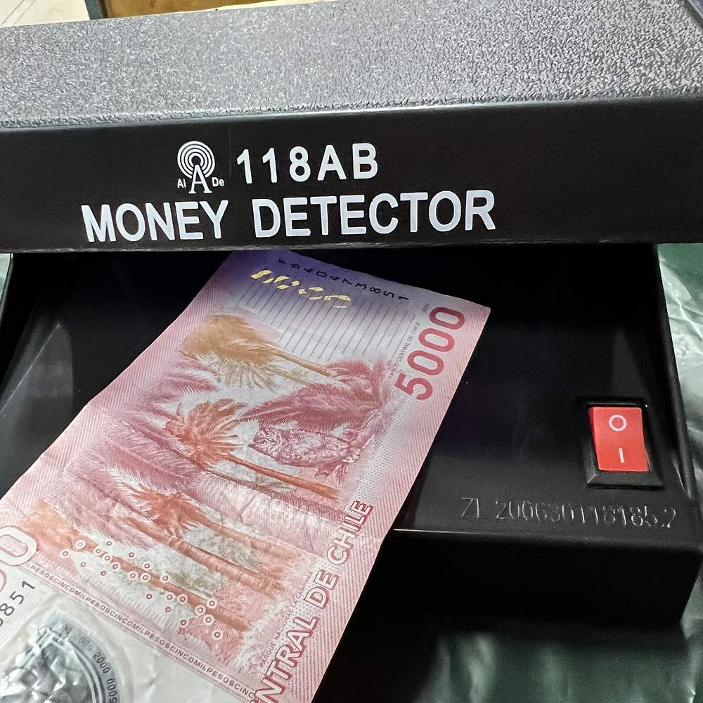 Detector de billetes falso  118AB