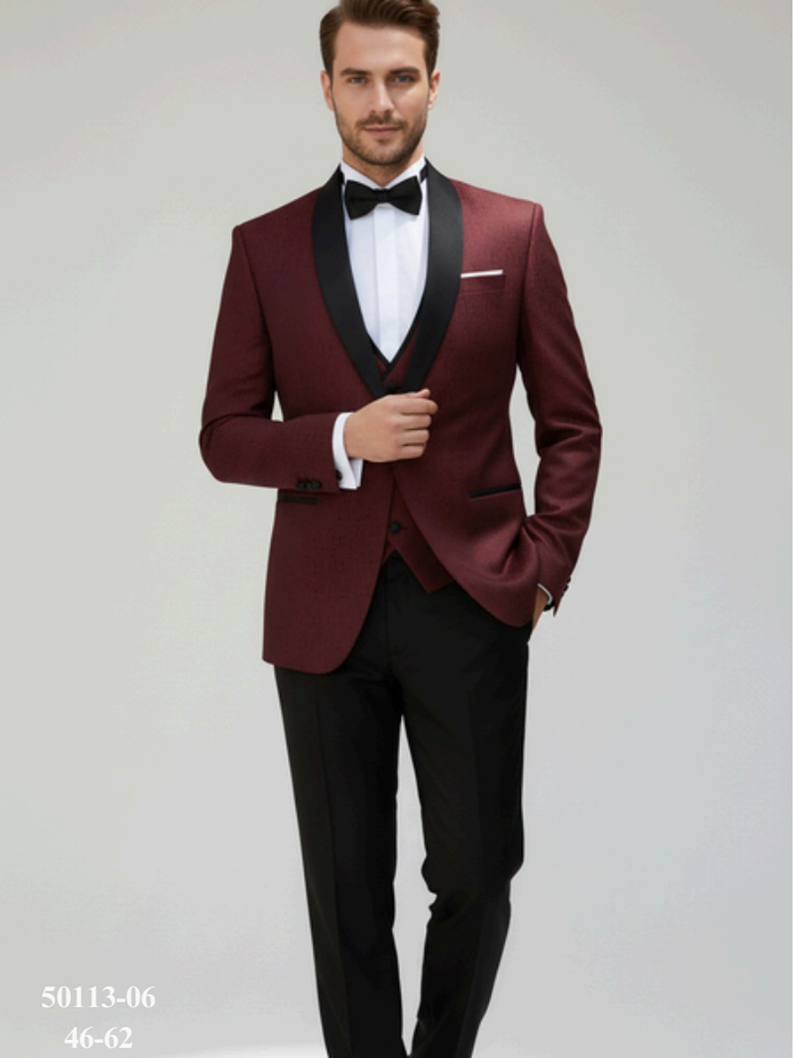 Traje burdeo diseño solapa negra completa 1