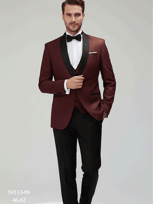 Traje burdeo diseño solapa negra completa